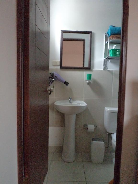 La Casa De Karla Hostel Λίμα Δωμάτιο φωτογραφία